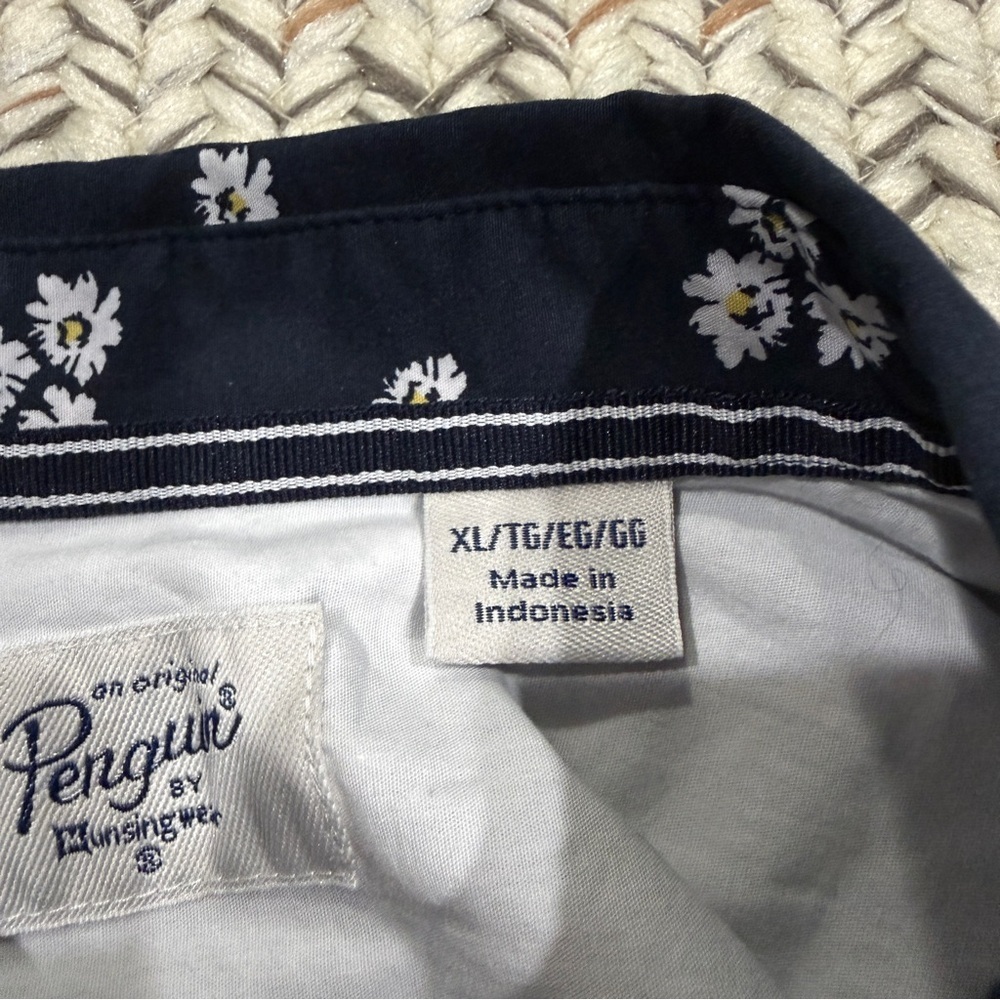 An Original Penguin by Munsingwear Blue Flower Button Down Long Sleeve - Picture 8 of 13